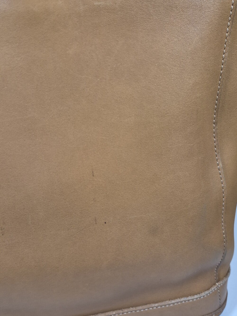 Vintage Coach Bleecker Bucket In Camel #9305 - Picture 7 of 17